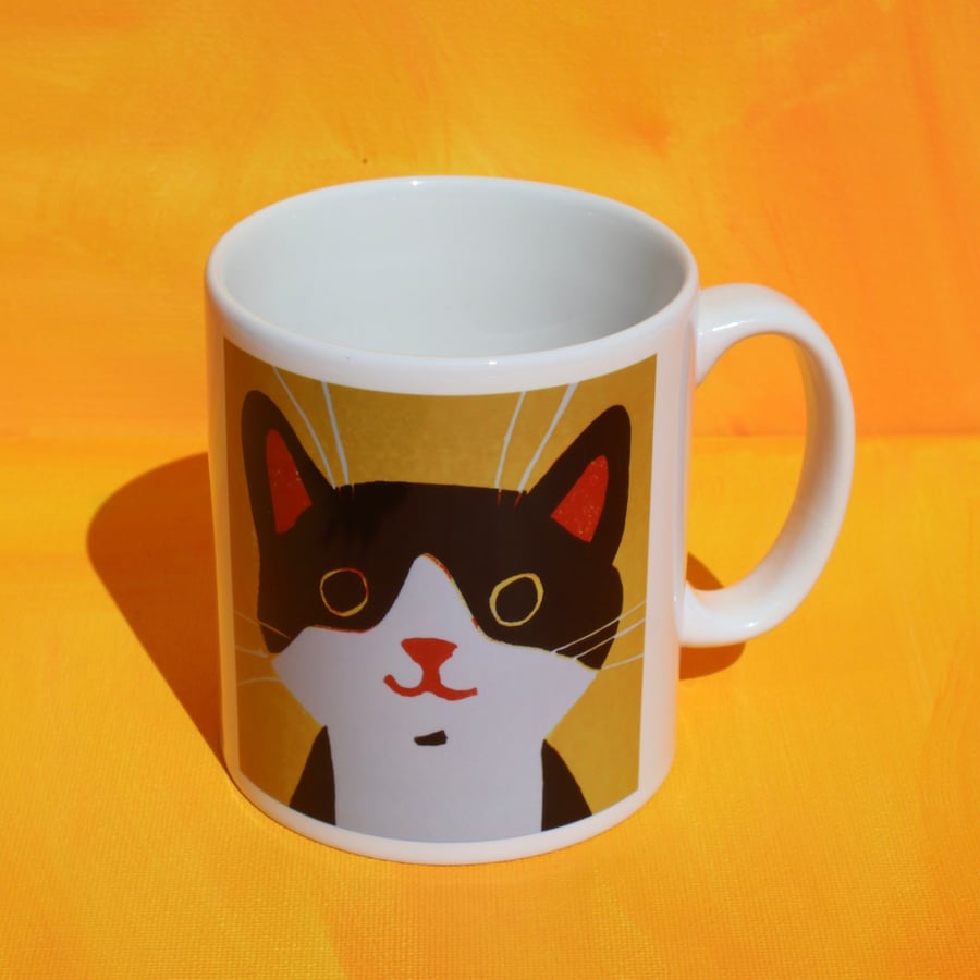 HAPPY CAT YELLOW MUG