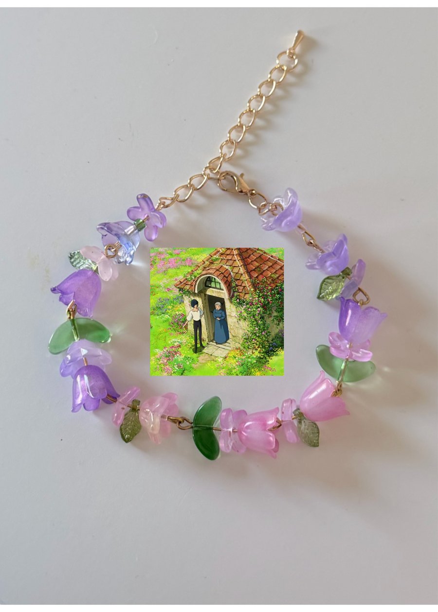 Beaded flower bracelet