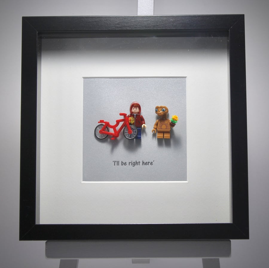 E.T. & Elliot mini Figure frame