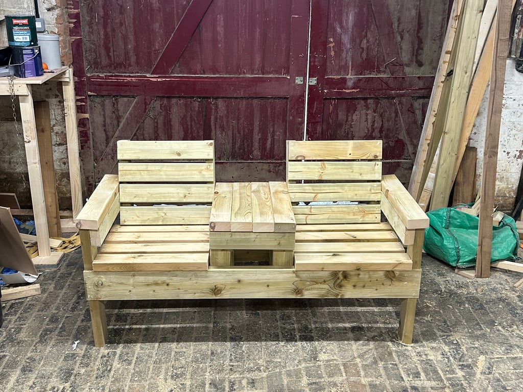 Garden double chair bench with table