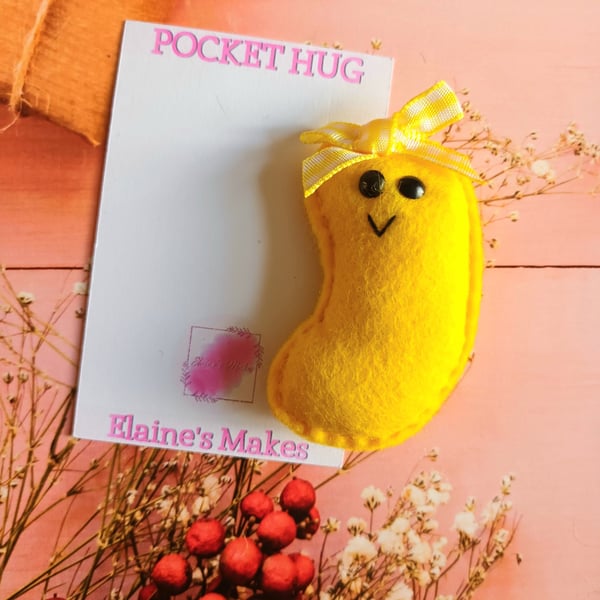 Hand sewn 'jelly bean' pocket hug and pocket hug card,letterbox gift (yellow)