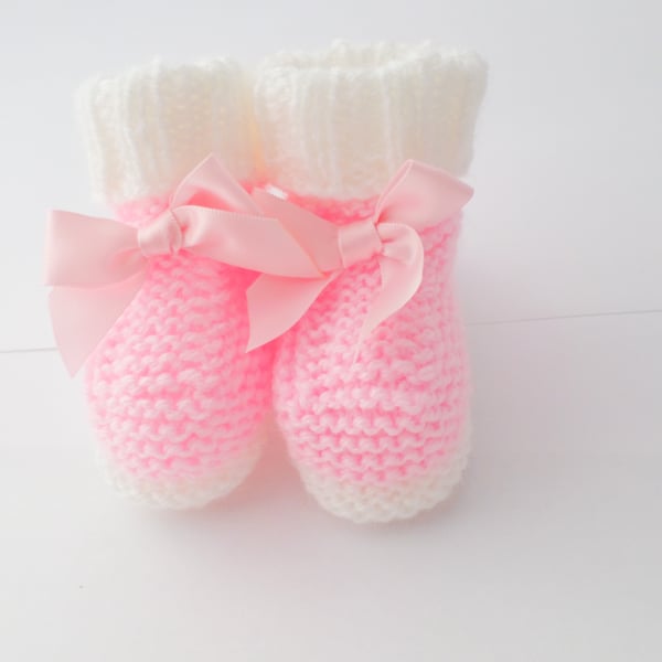 Baby girl soft booties with satin bows white and pink, premature to 3 months 