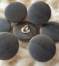 18mm 28L Shank Buttons available in Beige mix and Grey mix - Image 3