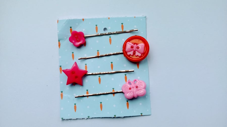 Fun summer button bobby pins