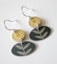 Flower earrings in yellow and grey - Image 2