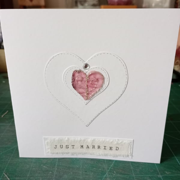 Heart just married card