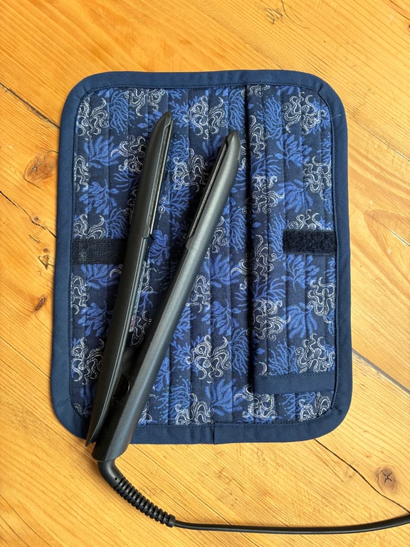 Octopus Print Quilted Fabric Hair Straightener Mat