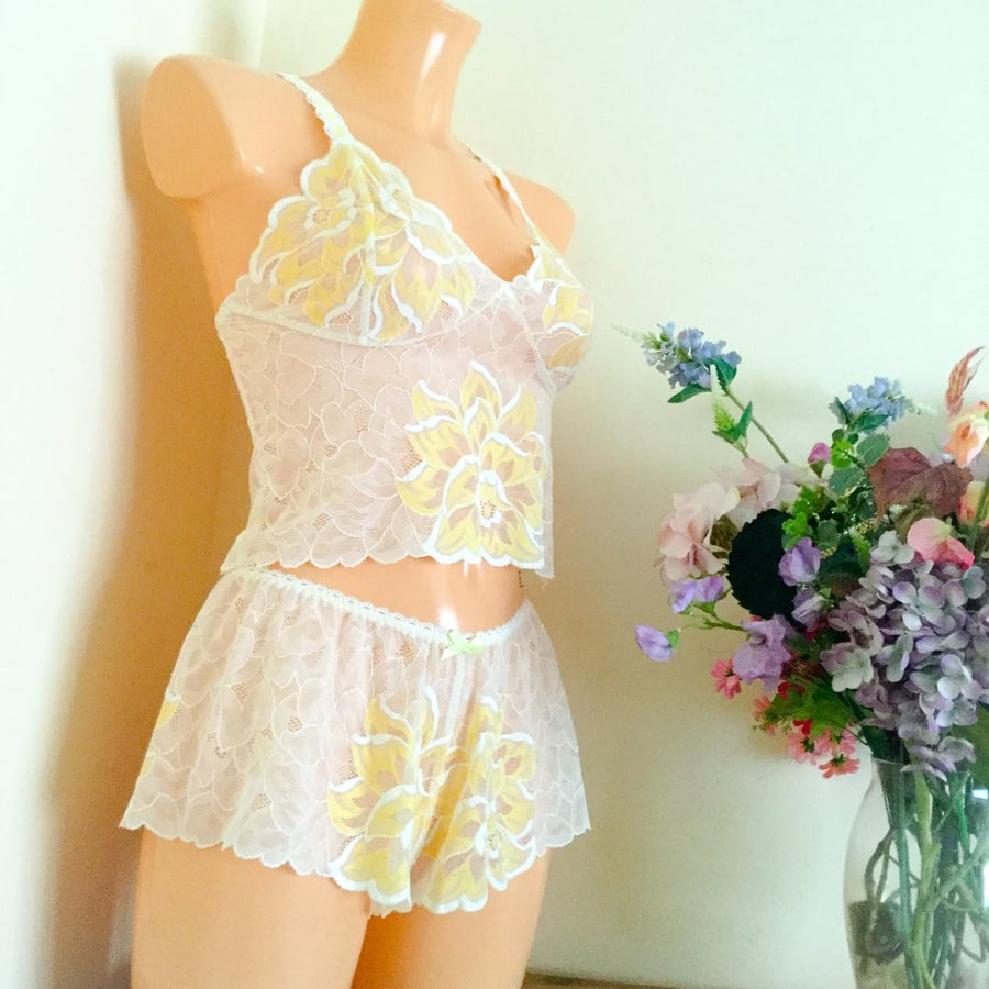 Sunshine yellow lace bralette and french knickers set