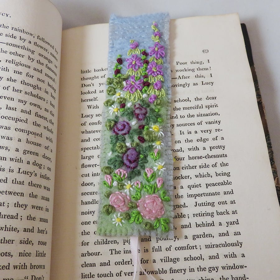 Bookmark - Lilac garden
