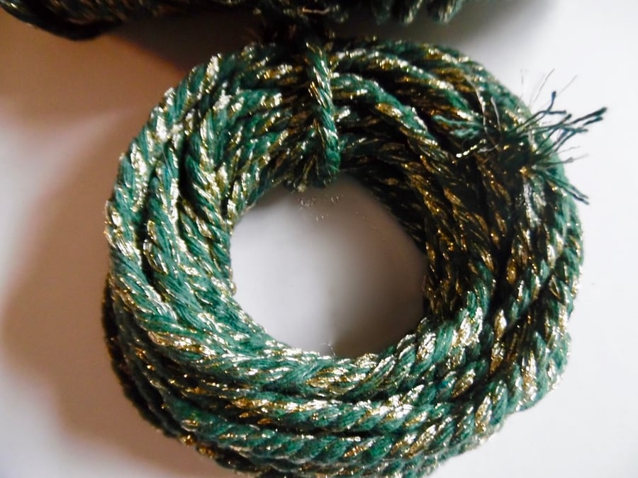 5 metres of 4mm GREEN  SPARKLE Cotton Bakers twine