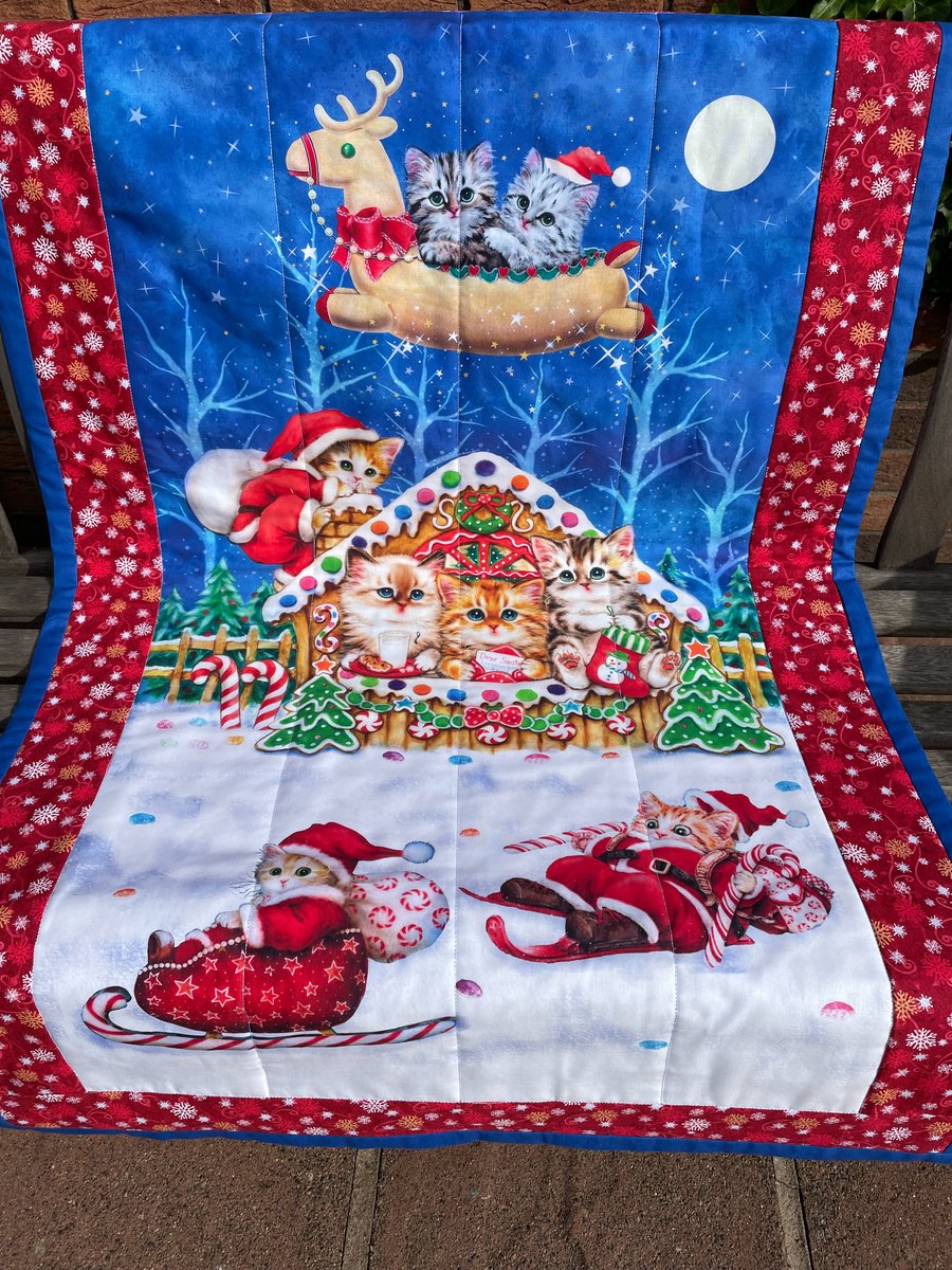 Handmade Christmas Quilt or Throw with Kittens