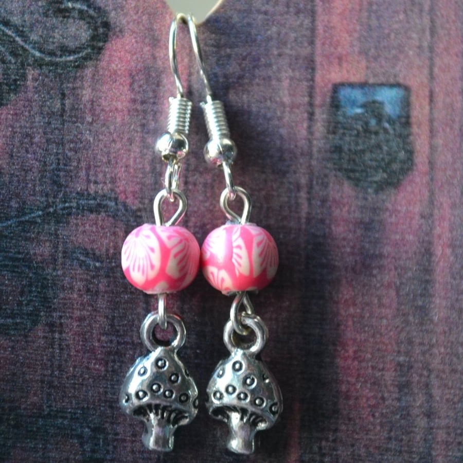 Toadstool earrings 