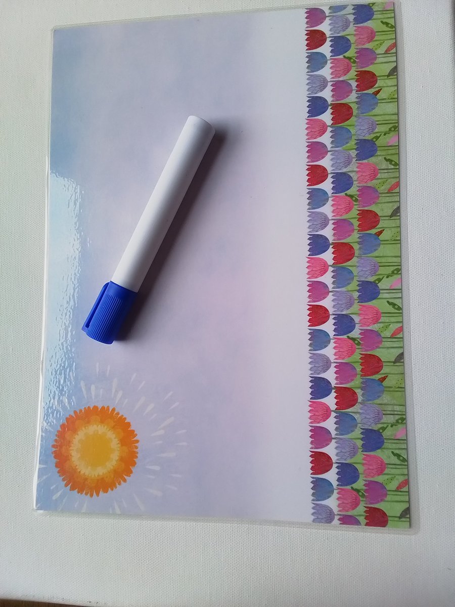 Wipeable memo board. Magnetic  memo board. Ref 008