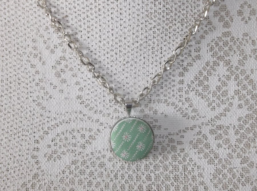 Button green pendant