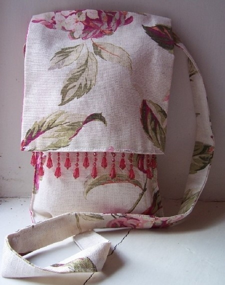 Small fabric messenger bag in Laura Ashley fabric - Sissinghurst 