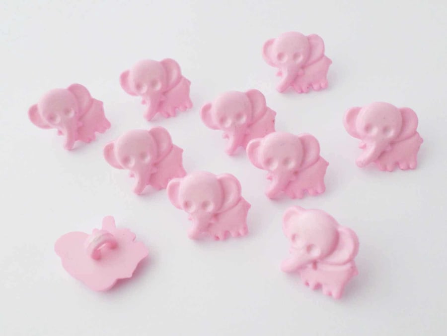 Pink elephant buttons for knitting and crochet 15mm