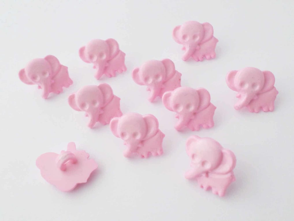 Pink elephant buttons for knitting and crochet 15mm