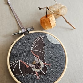 Handmade fabric Bat Halloween decorations, mini hoop, hanging