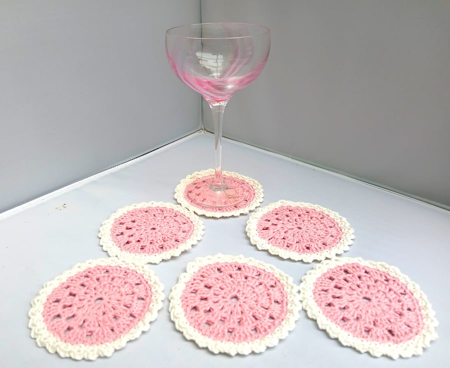 Coasters Crochet Set of 6 in Pink and White