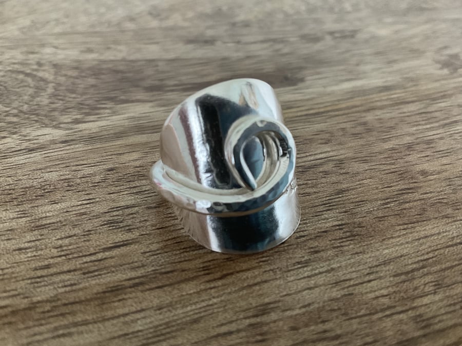 VINTAGE CUTLERY - SPOON RING - SHEFFIELD 1911 - SIZE O