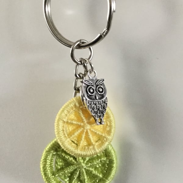 Keyring with Dorset Buttons in Green and Yellow with Owl Charm 