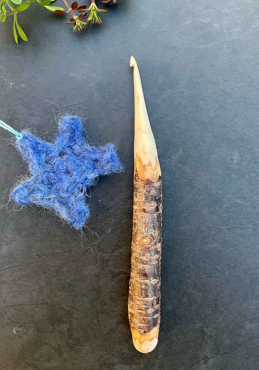 Hand-carved Crocet Hook, 3mm