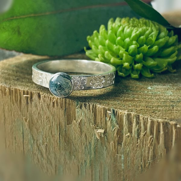 Recycled Handmade Sterling Silver Flower Textured Moss Agate Ring