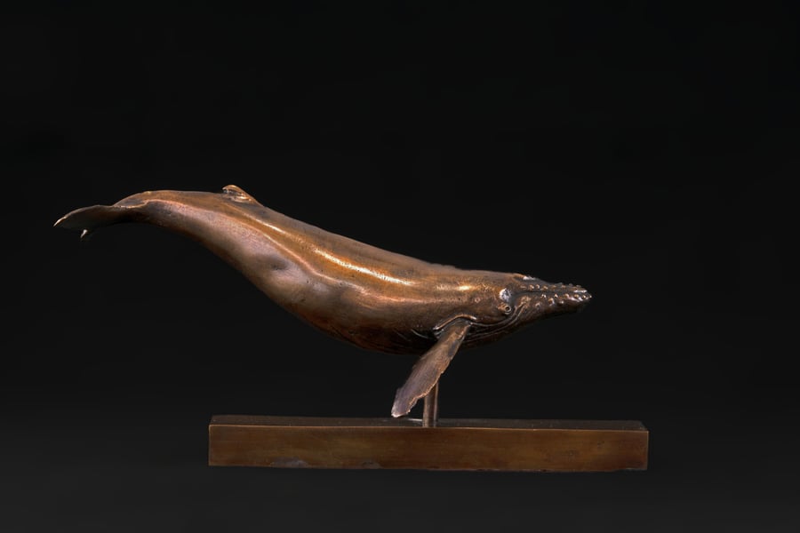 Foundry Bronze Single Whale Animal Statue Small Bronze Metal Sculpture