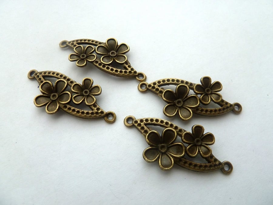 bronze flower connectors