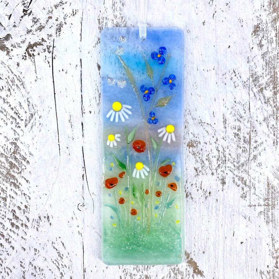 Pretty Glass Light Catcher - Delicate Wild Flowers Design 