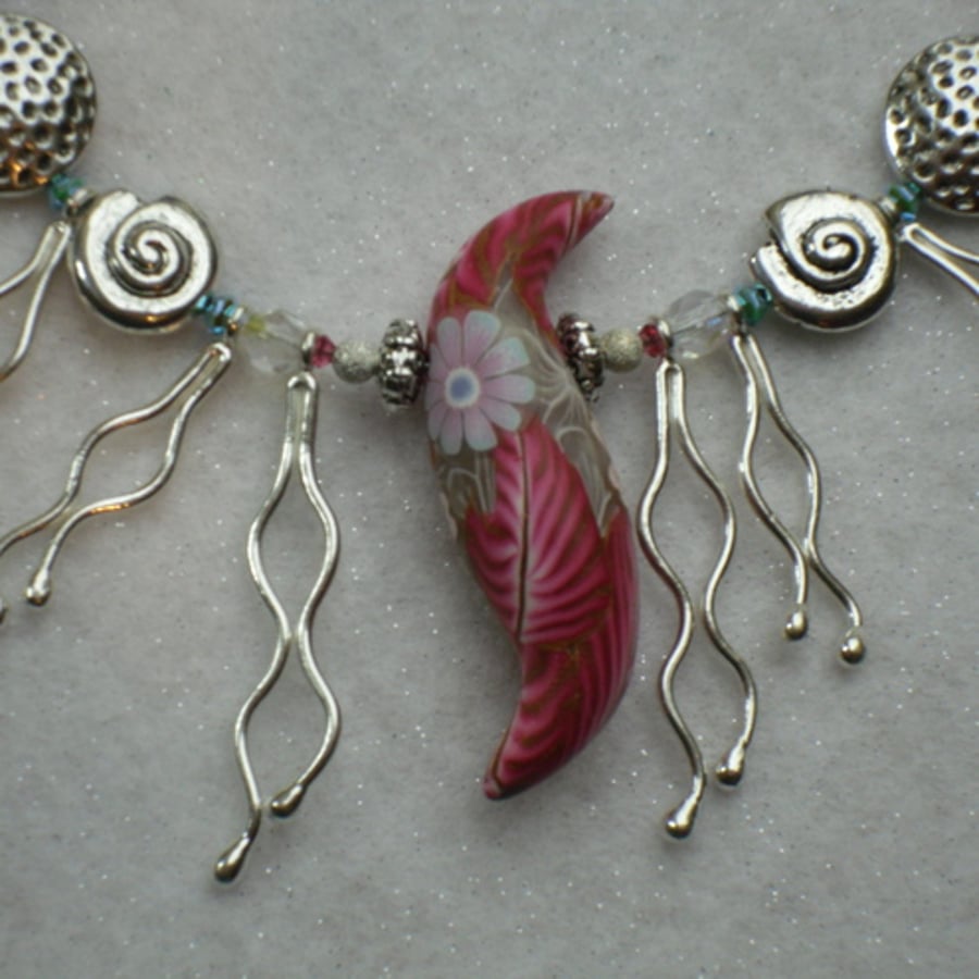 Flower Squiggle Bead & Silver Berry Droplet Necklace