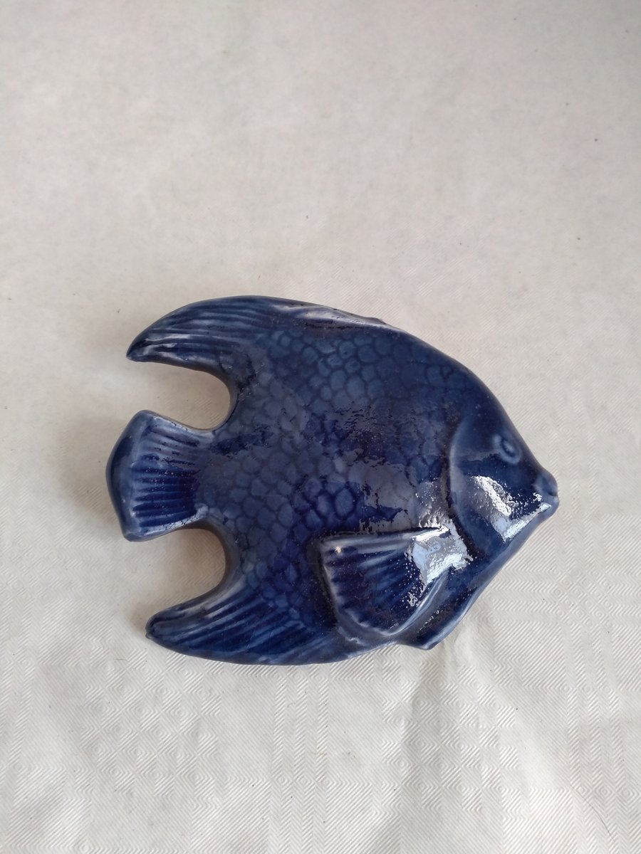 POTTERY WALL HANGING FISH WITH BLUE GLAZE 10 CMS X 9 CMS