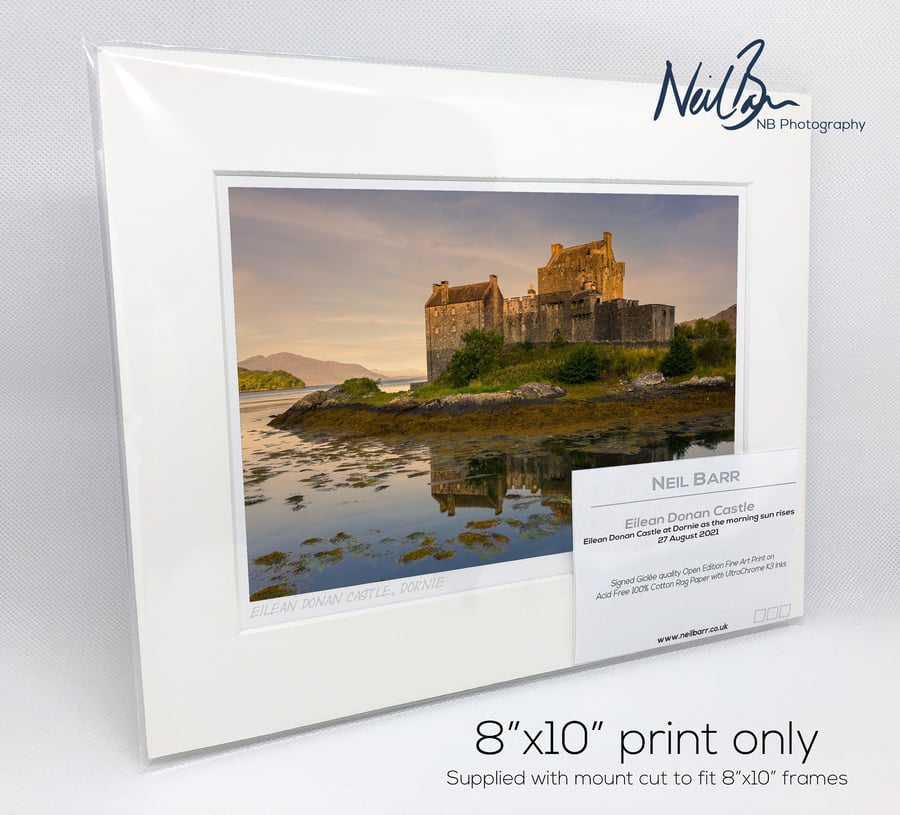 Eilean Donan Castle, Dornie, Scotland - A5 (10" x 8") Unframed Print