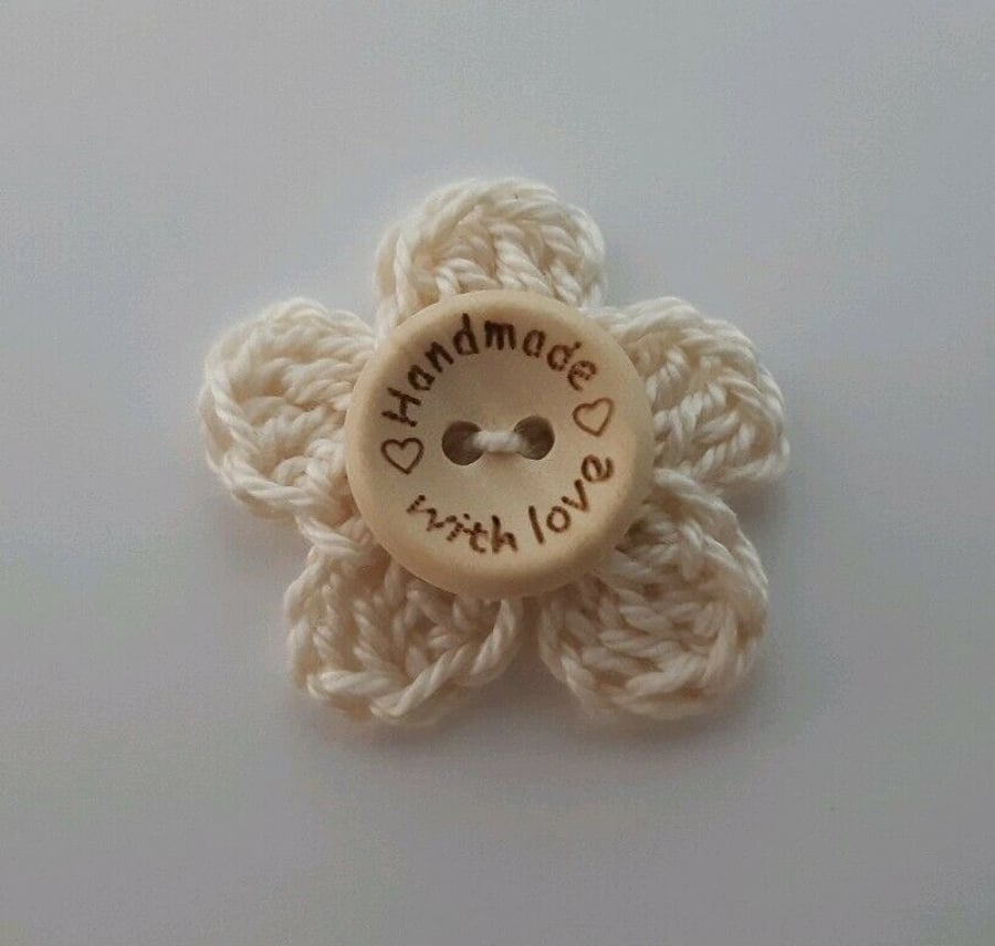 5 Cream Cotton Crochet Flowers - Handmade with Love Craft Stamp