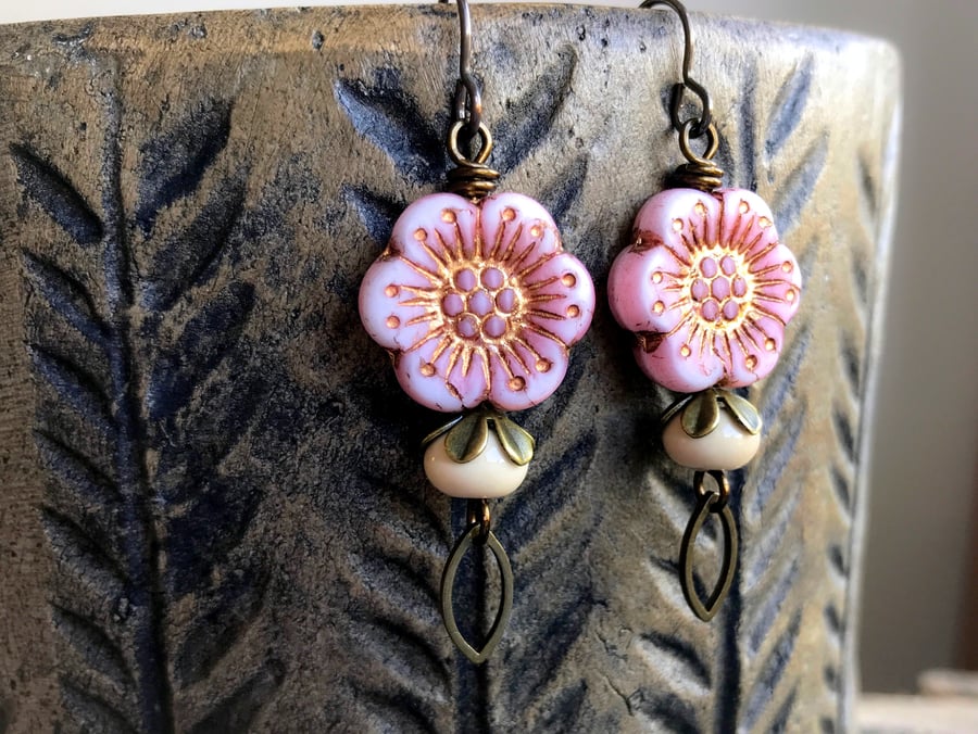 Pink & Cream Flower Earrings. Czech Glass Earrings. Pretty Floral Jewellery