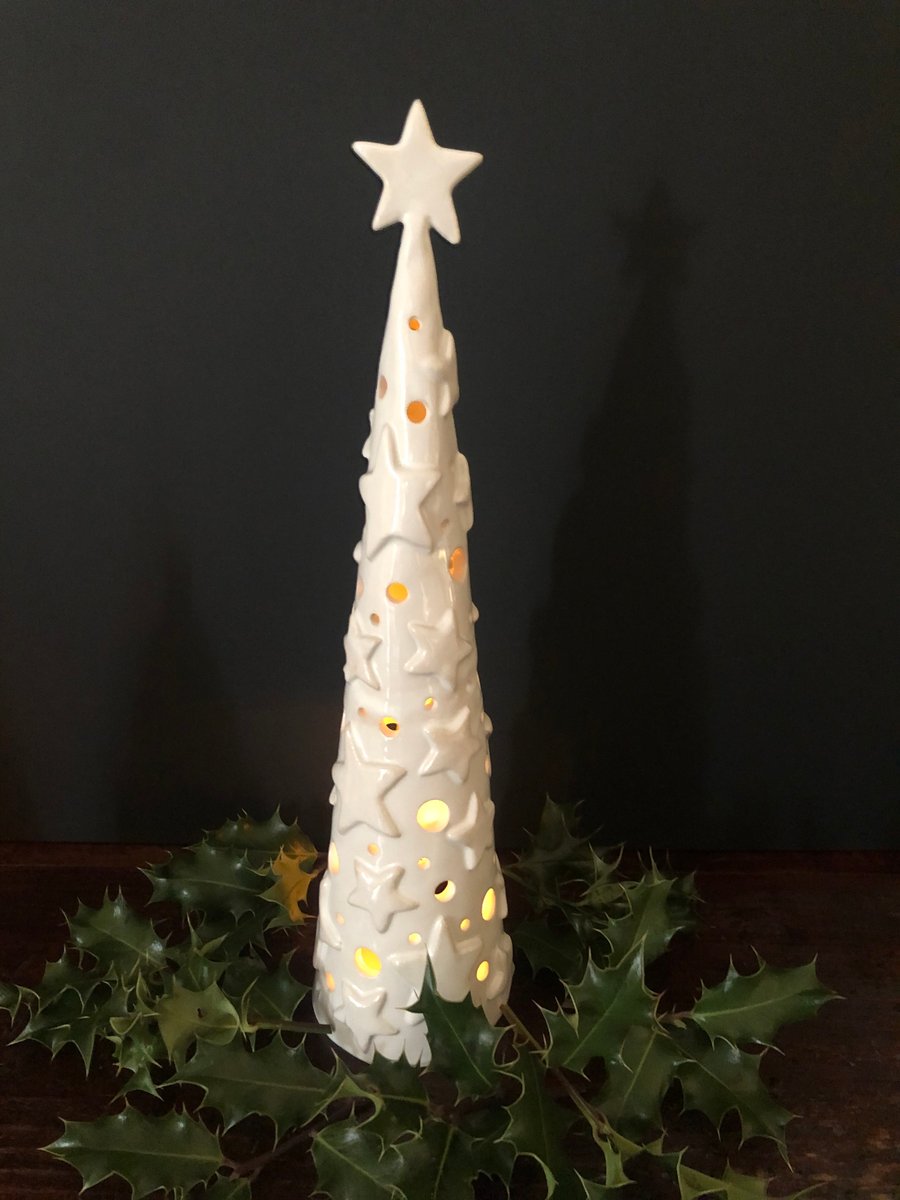 Large white gloss star tree