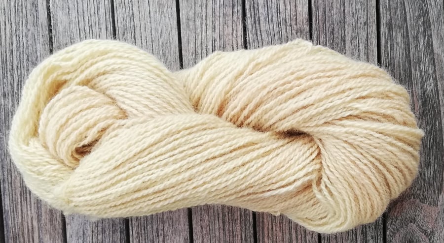 Pale Yellow (Willow) Hand Dyed 100% Wool. DK