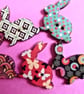 10 x Rabbit Shape Wood Patterned Buttons  2 holes - Image 3