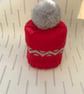 Bobble hat with contrast pattern - Image 4