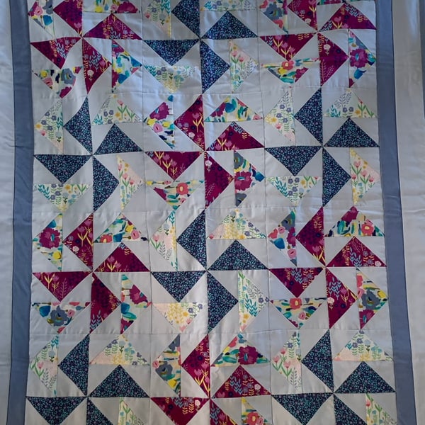 Patchwork Quilt and Cushion Set