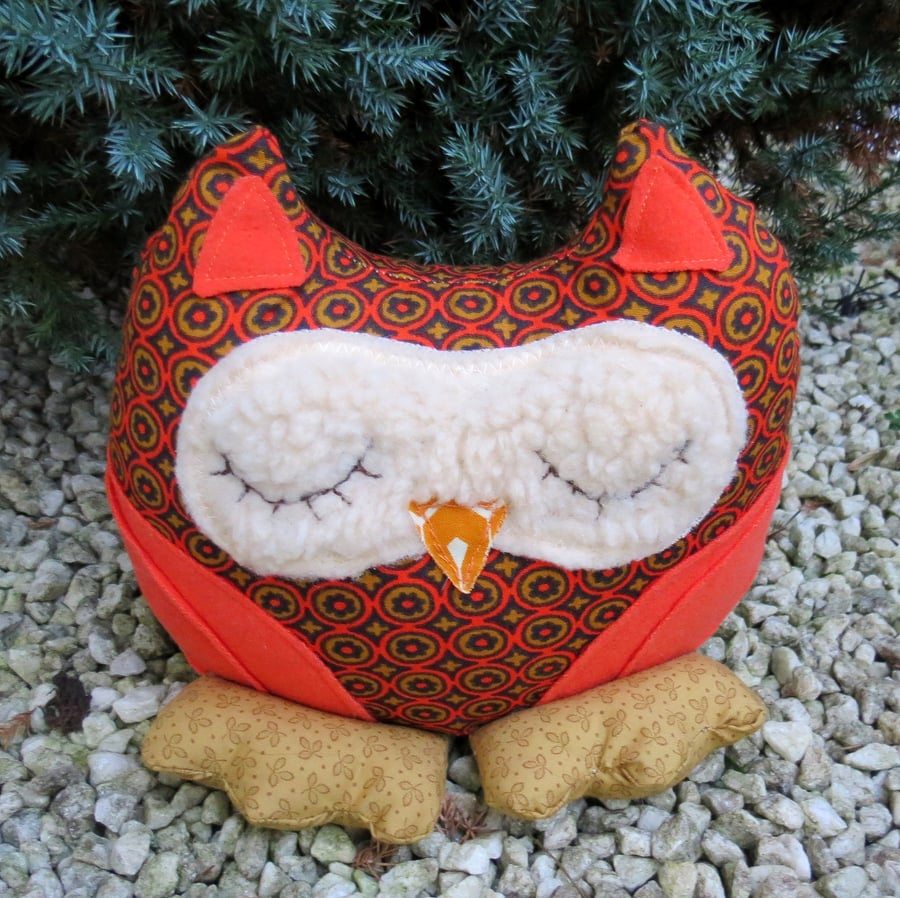 Saffron, a snoozy groovy owl doorstop.  Owl bookend.