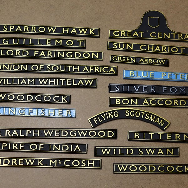 L N E R  Loco railway nameplates to collect page 3