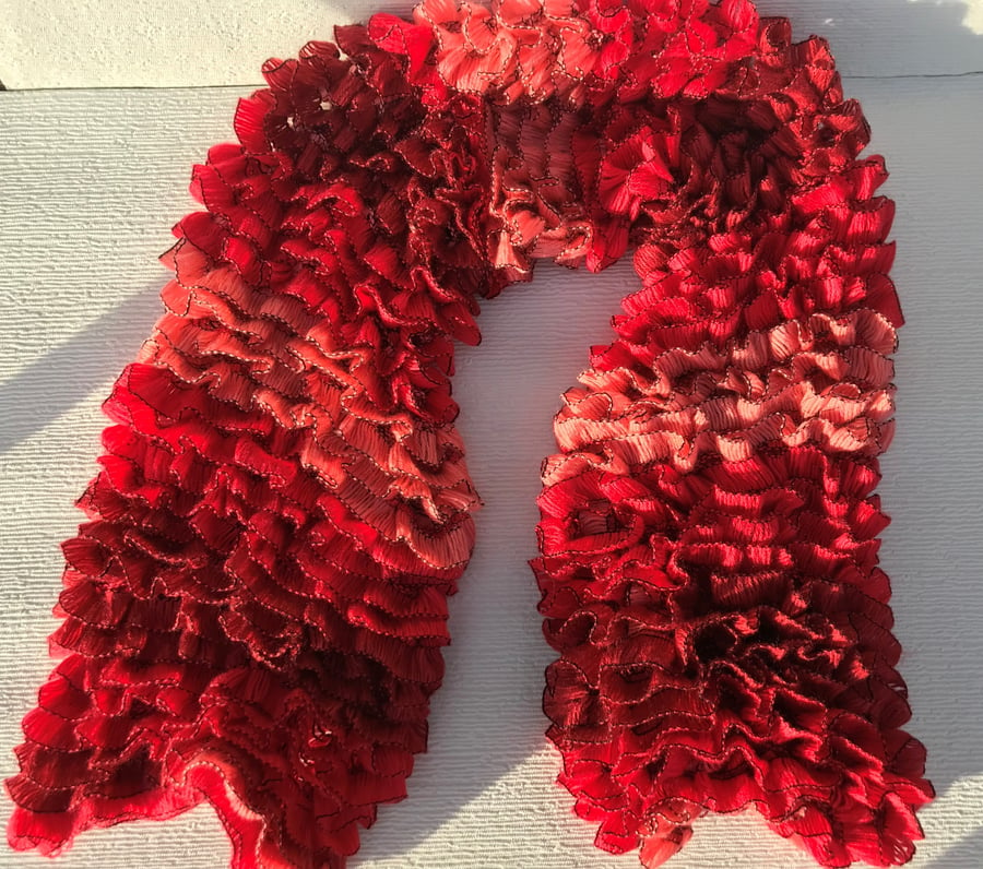 Frilly and Cosy Scarf - Hand Knitted - Red Mix