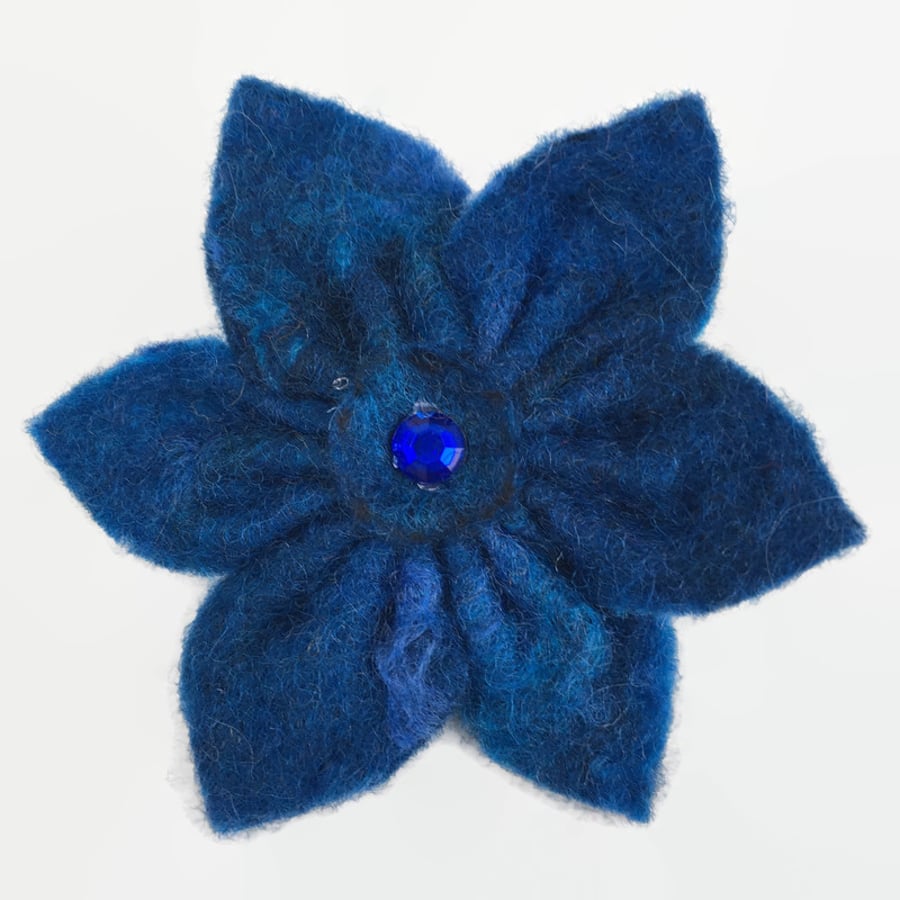 Felt flower brooch in shades of blue