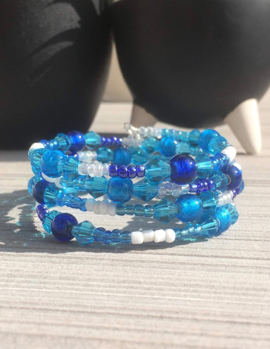 Blue Glass Beaded Memory Wire Wrap Around Charm Bracelet 