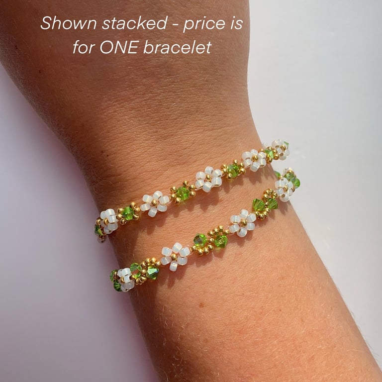 August Birthstone Bracelet - Gold & Opal Daisy Beads (Peridot Inspired)