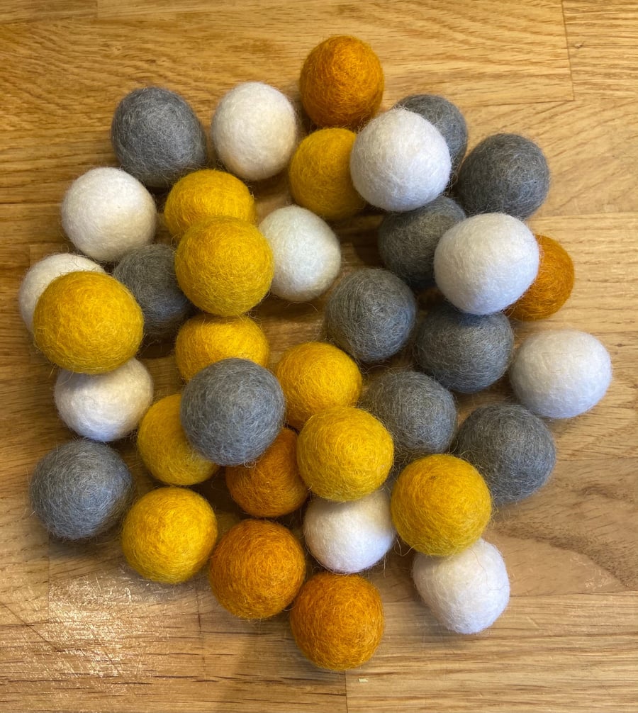 Grey, Light, Dark Mustard Yellow & White Mix, 2.5cm wool felt ball pompoms