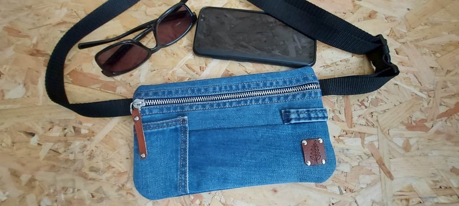 Recycled jeans women hip bag, fanny pack, bumbag, waist bag, waist pouch