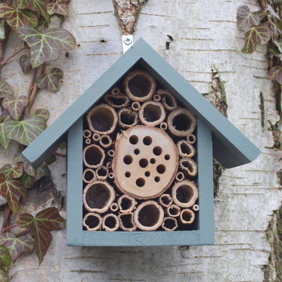 Bee Hotel and Insect House, single tier,  in Wild Thyme.