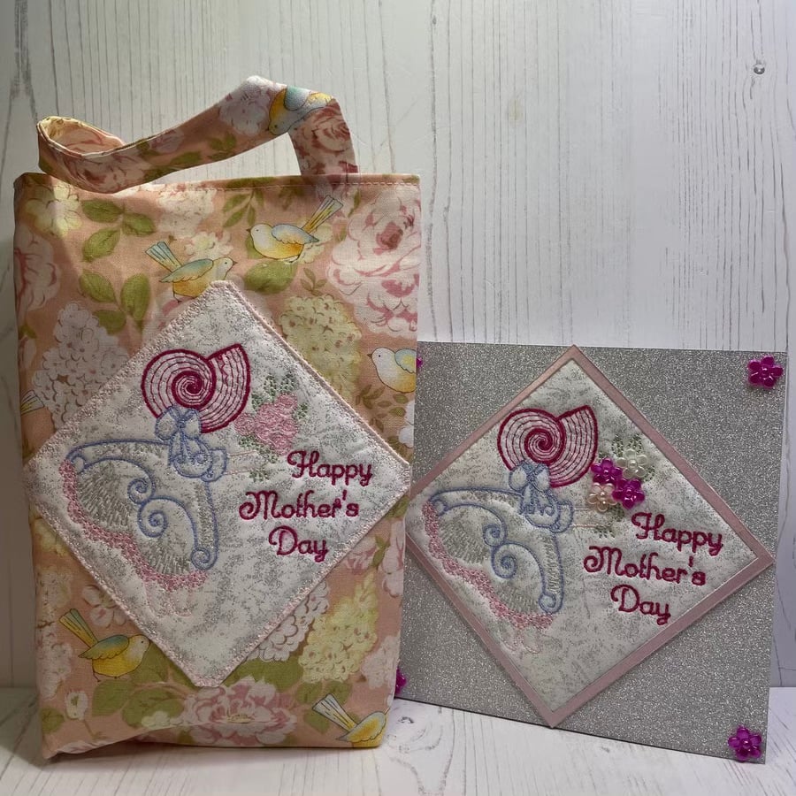 Mother’s Day Gift Bag, Gifts and  Card PB9